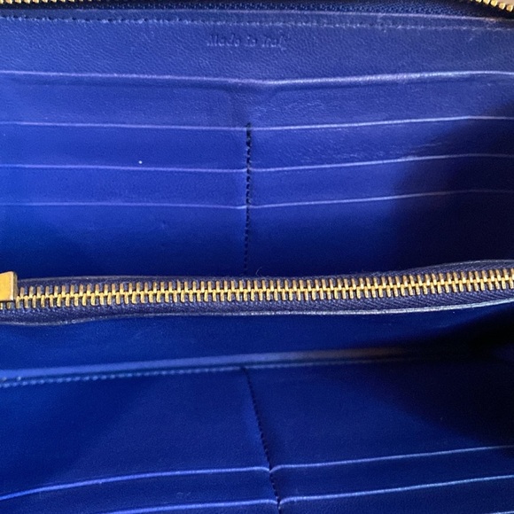 đź’™CELINEđź’™Colorblock Leather Zip Wallet with COA/EUC - Picture 8 of 12